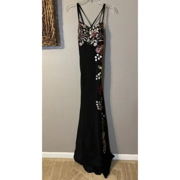 Faviana Formal Evening Gown 6 Sequin Beaded Prom Gala Wedding 10608 NEW $523